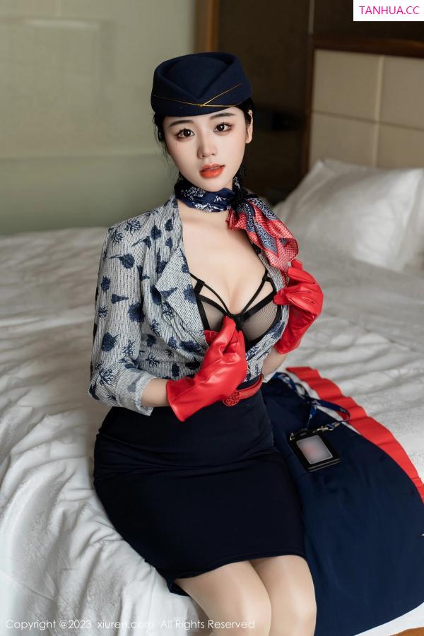   [XiuRen]高清写真图 2023.05.24 No.6790 汐汐爱吃草莓 制服美臀第16张图片